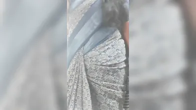 മകനെ കമ്പി ആക്കുന്ന അമ്മ