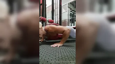 Chubby blonde brianna solo masturbation