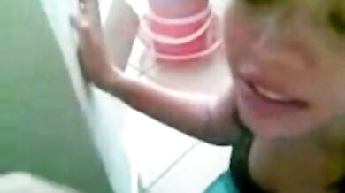 Asian Amateur Babe Swallows Cum