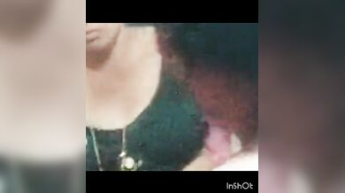 Balck bra bhabhi