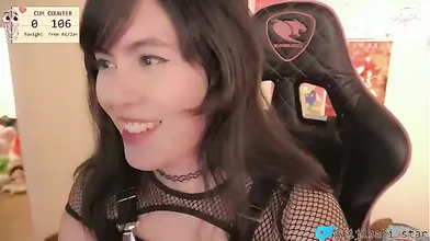 Amateur Asian Webcam Strip Masturbation