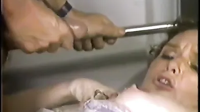 Sloppy Blowjob and Cumshot in Threesome