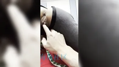 活久见牛仔开裆裤，老姐急不可耐的要操我了