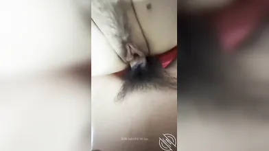 老姐的小穴太多水了，怎样都操不够啊