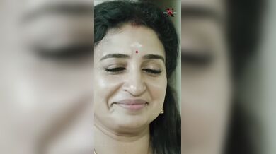 Mallu aunty vana rani cum on face