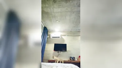 紋身少婦飯店自拍01