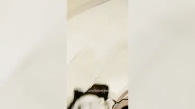 Bokep Live Rissa Sponge Dan Ngentot Sama Suami