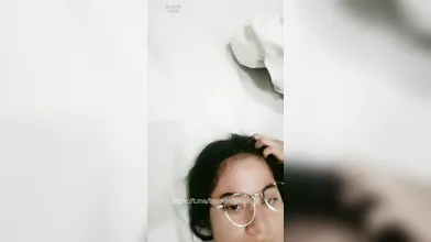 Bokep Live Rissa Sponge Dan Ngentot Sama Suami