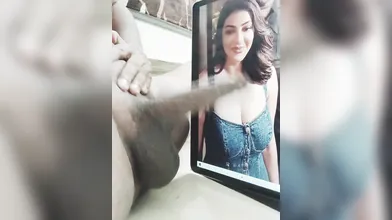 Kajal aharwal cum tribite