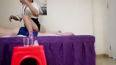 正規按摩 加錢插入 沒有保險套 只有無套中出