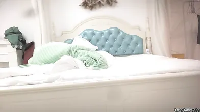 约炮极品巨乳少妇 这种高颜值阿姨可太顶了