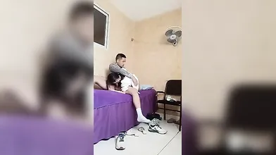 外卖小哥出门扶贫：遇到超绝的服务，遇到小姐喜欢我，直接口着我鸡舔，骚起来不是人