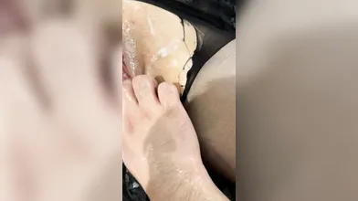 敏兒-拳交腳交雙拳交異物擴張出水，各種炸裂玩弄4