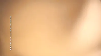 肉肉身材黑衣少妇啪啪，少妇懂少男的心，扣逼玩弄口交按着抽插猛操1