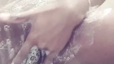 Tamil girlfriend fingering in bathroom