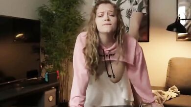 Cuttest And Hottest German Whore (3)