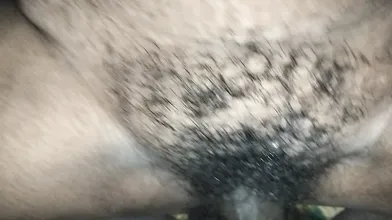 Tamil desi wife pundai fucked by husband while no one is home.