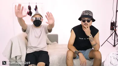 「狠台北」变态老板用口爆来面试内衣模特的清纯日本妹