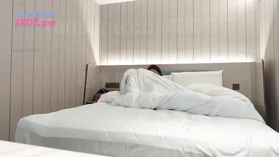 7Boss邀豐臀豪乳臺妹開房岔開雙腿瘋狂抽插波濤洶湧等