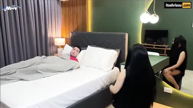 Dirty gf rides rock-hard boner on Chinese New Year, giving sultry creampie - gre