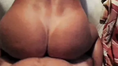 Morena Rabuda Bronzeada