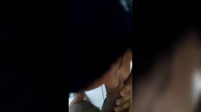 Mulata Mamando E Levando Porra