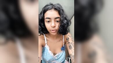 Namoradas De Corno