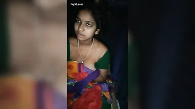 Tamil Girl Big Boobs Pressing