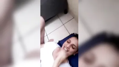 Jonathan Gozando Na Cara Da Esposa