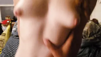 Ruiva Peludinha Cavalgando E Gozando