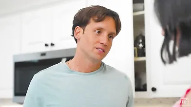 My New Hot Neighbor - S49:E18