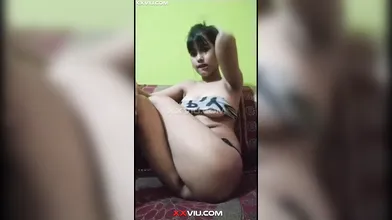 Desi Girl Roshni Hard Fingering Pussy