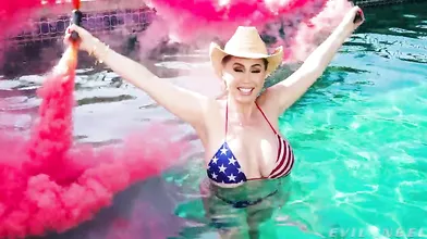 KIANNA DIOR Two Poles, One Flag