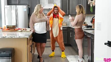 Making Stepbro Smile On Thanksgiving - S38:E12