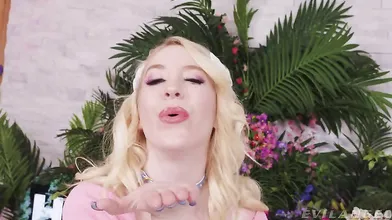 GIGI SWEETS Big Boobs, Fuck & Facial