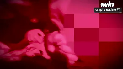 Esposa se maquia para ir à boate dar boquetes em estranhos - XXX!