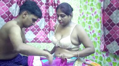 Mallu mom enjoying his son
