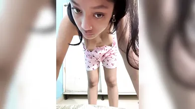 Viral Hostel Girl Student Nude Dance For Boyfriend