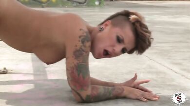 Baby Reed - Los Skaters TambiÃ©n Follan [PornBusters.org]