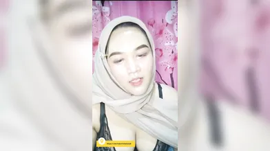 Bokep Live Tante Cha Colmek Asik Banget Dikamar