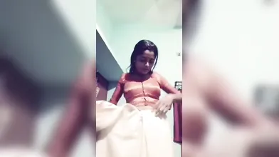 Gouthami reddy manthena removing saree blouse & showing hot sexy black bra