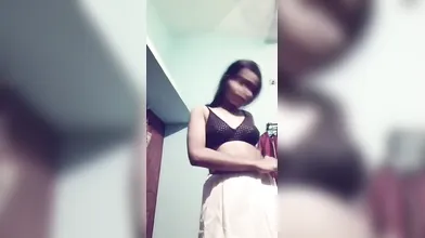 Gouthami reddy manthena removing saree blouse & showing hot sexy black bra