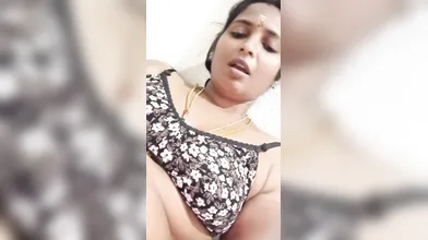 Gouthami reddy manthena fingering Hard with cucumber & Showing black sexy bra