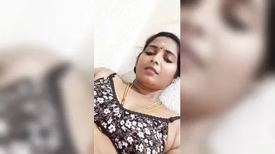 Gouthami reddy manthena fingering Hard with cucumber & Showing black sexy bra