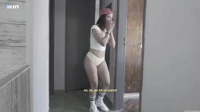 Step-sis senses spider's bite, deep-throats out the venom for life-saving POV bl