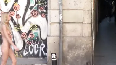 Dominka Nude In Public - Cox A