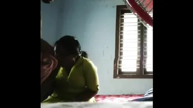 Mallu Randi Bhabhi Ne Pati Ke Dost Sath Ghar Me Sex Kiya