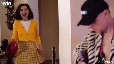 Bella and Darko host an '80s-style orgy! They penetrate for cash, YES!