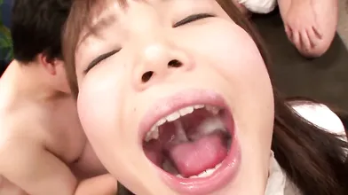 Amateur MILF enjoying having anal sex