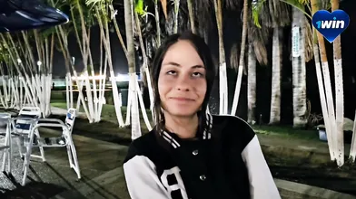 1WINPORN - My mischievous acquaintance wants to have steaming fuck-a-thon with m